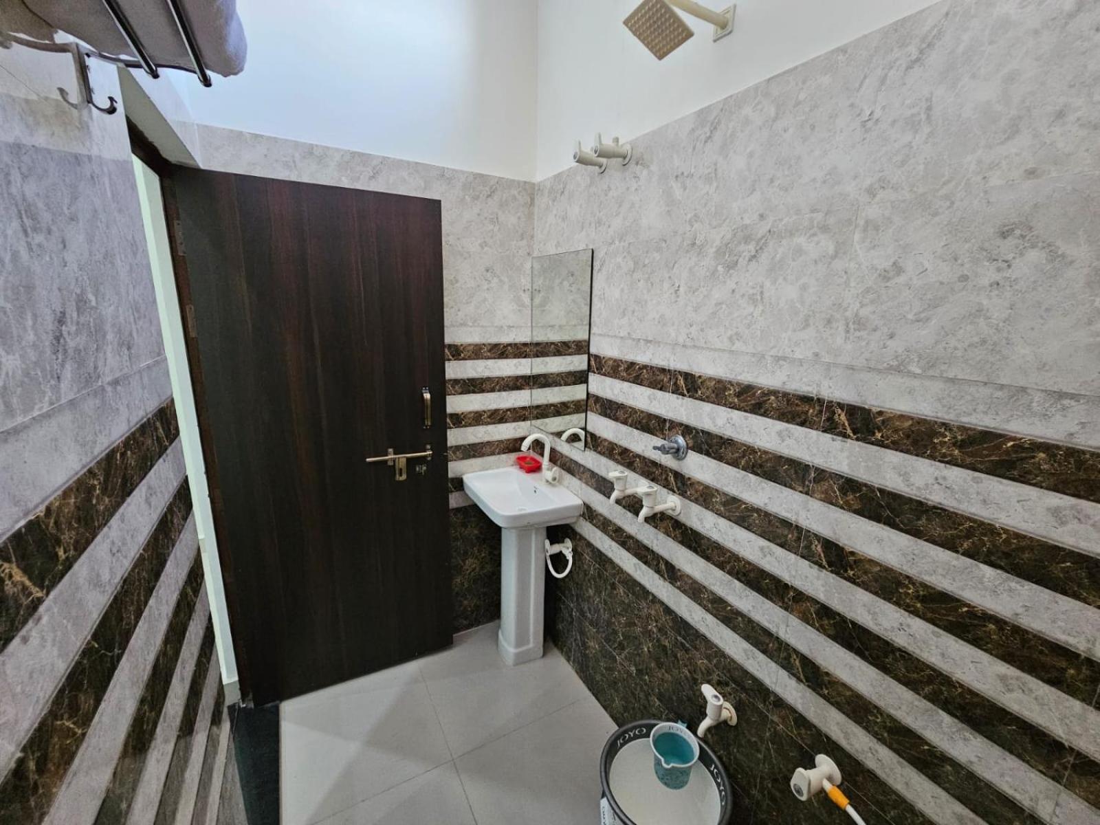 Govind Resort Mathura Esterno foto